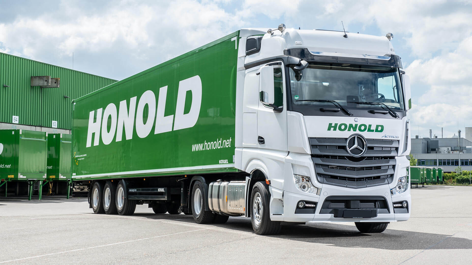 Anaxco Blog Beitrag Bild Honold LKW Speditionssoftware Logistik-IT Transport-Manegement-System Cloud Tourenplanung Spedition