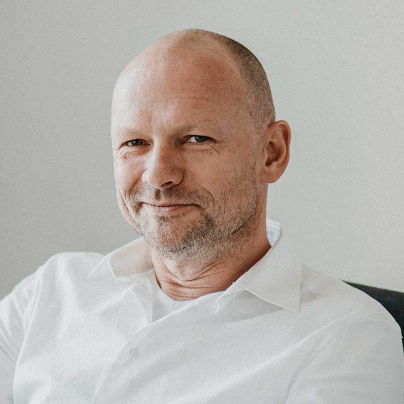 Dr. Jens Ziegler